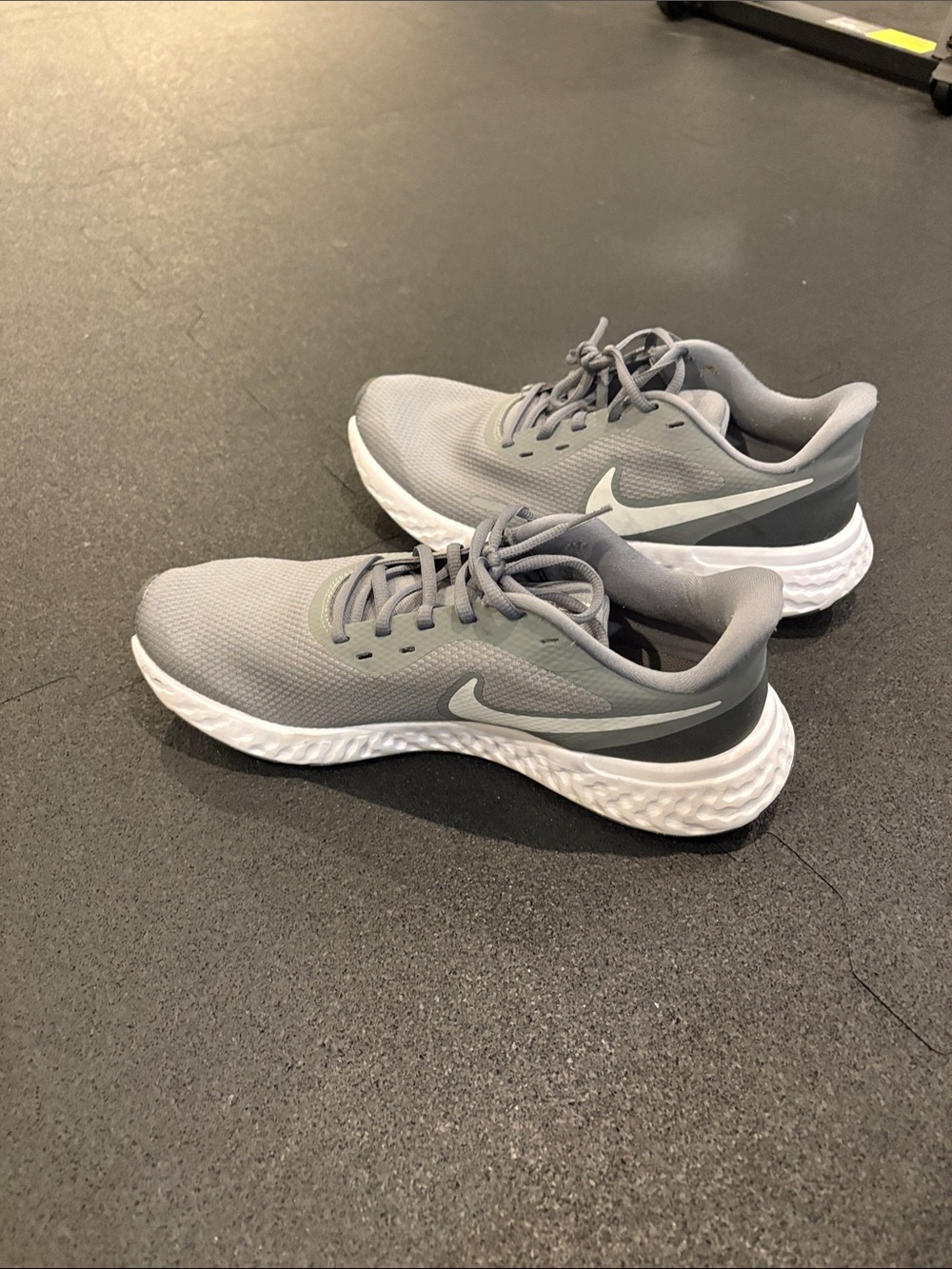Nike Light Gray Athletic Shoes with White Sole